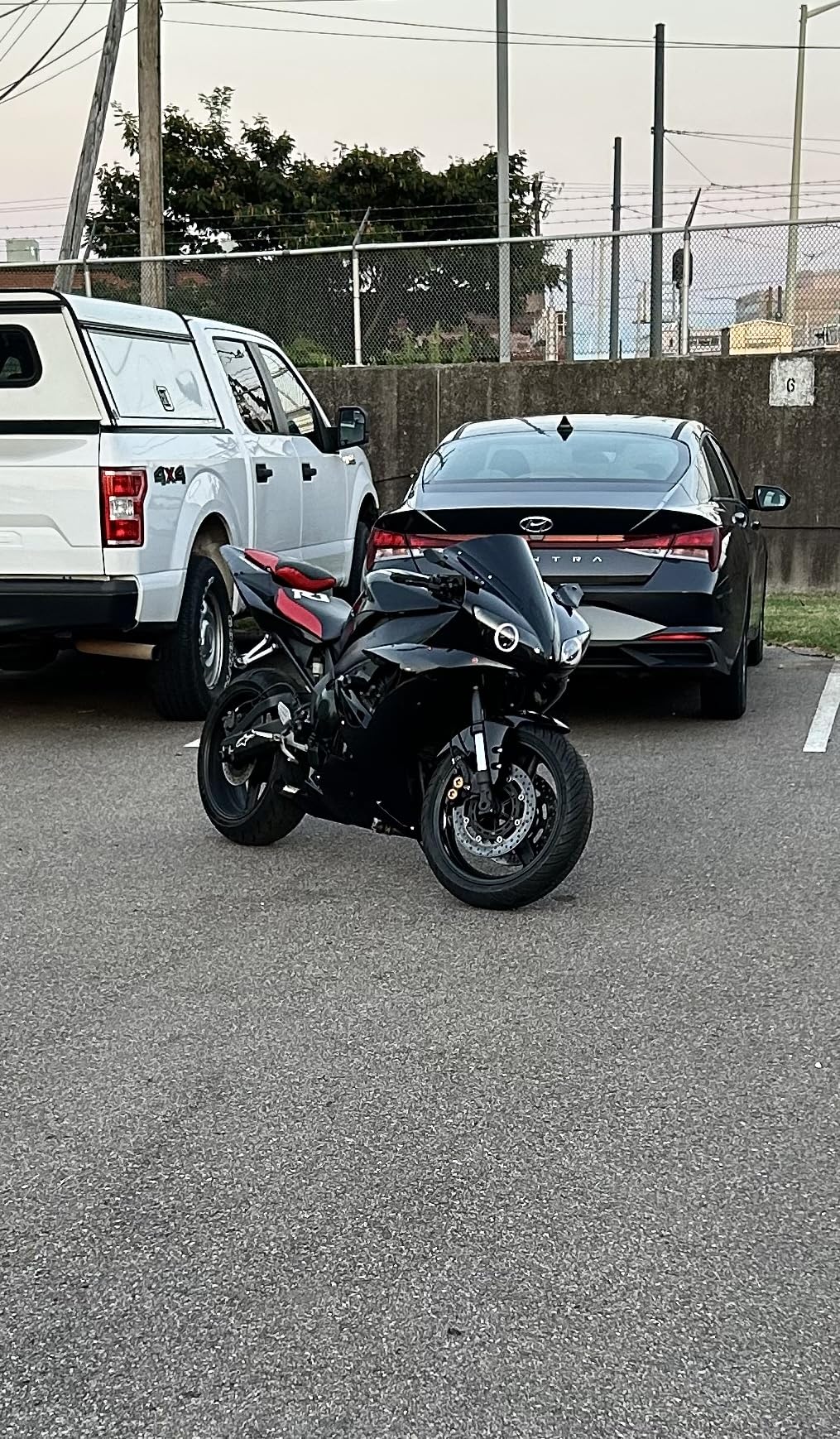 YAMAHA YZF-R1 customer photo 1