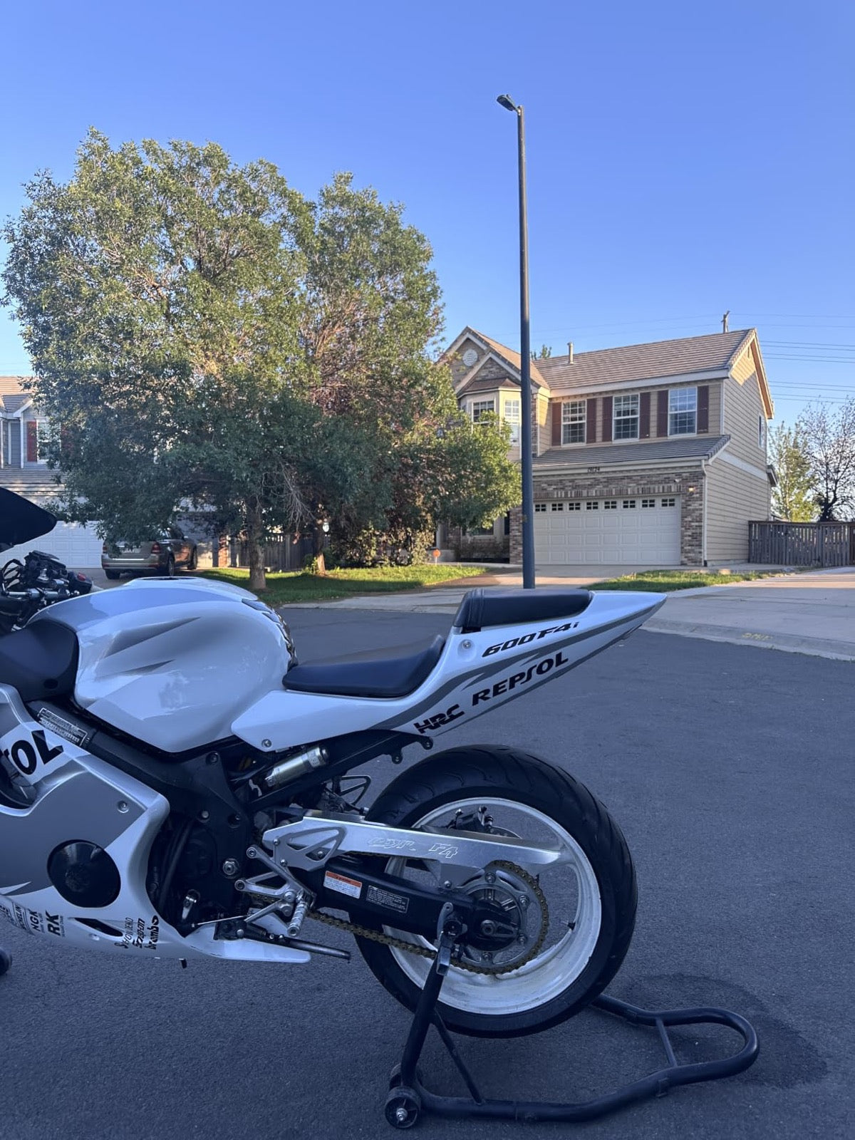 HONDA CBR600 F4i customer photo 2