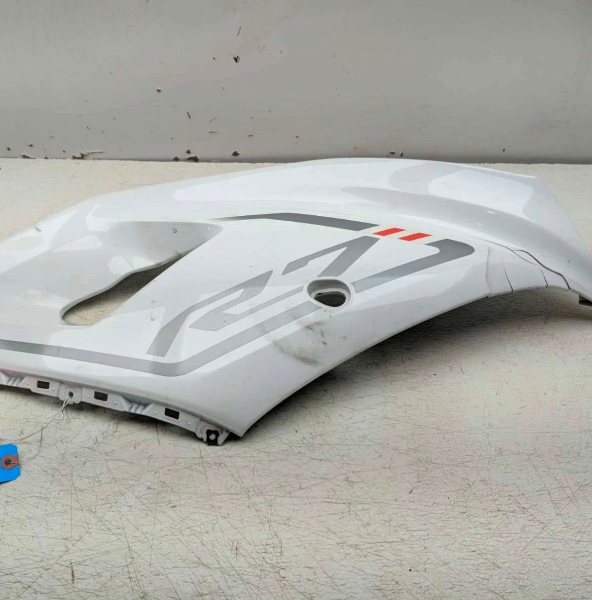 Aftermarket ABS Plastic Injection Right Side Upper Fairing Fit for YZF R7 2022-2025